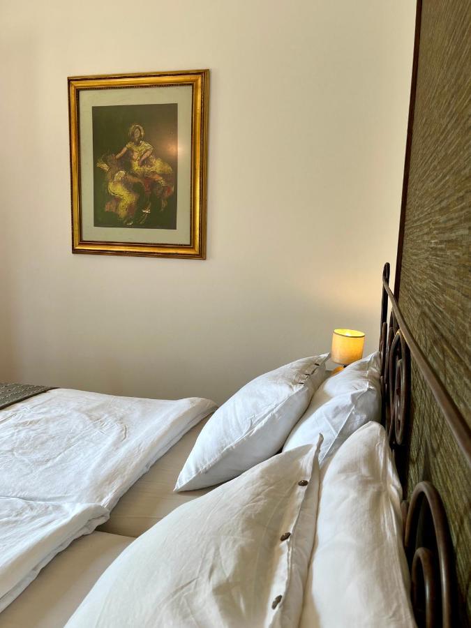 Apartmani Zora 茨雷斯 外观 照片