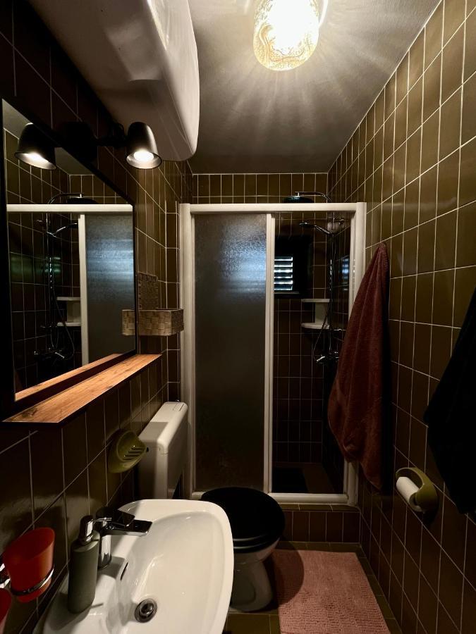 Apartmani Zora 茨雷斯 外观 照片